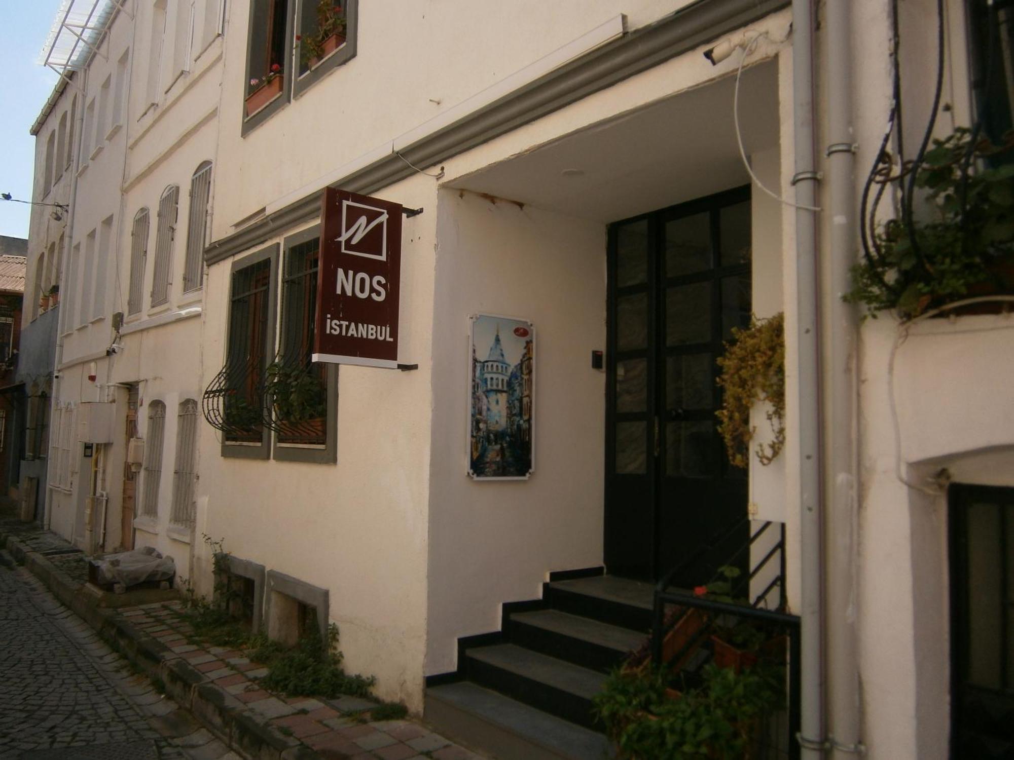 Nos Istanbul — Photos 1
